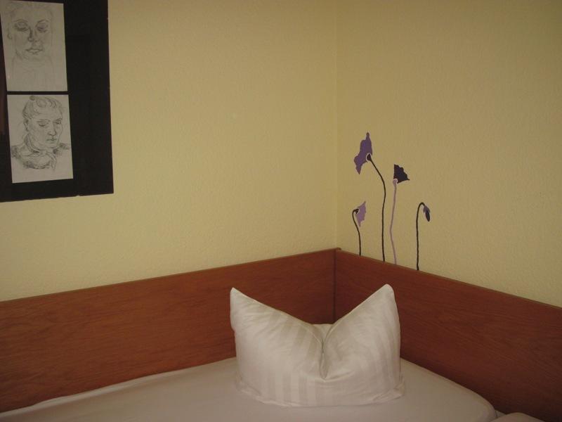 Dresdner Hoehe Hotel Dresden Room photo